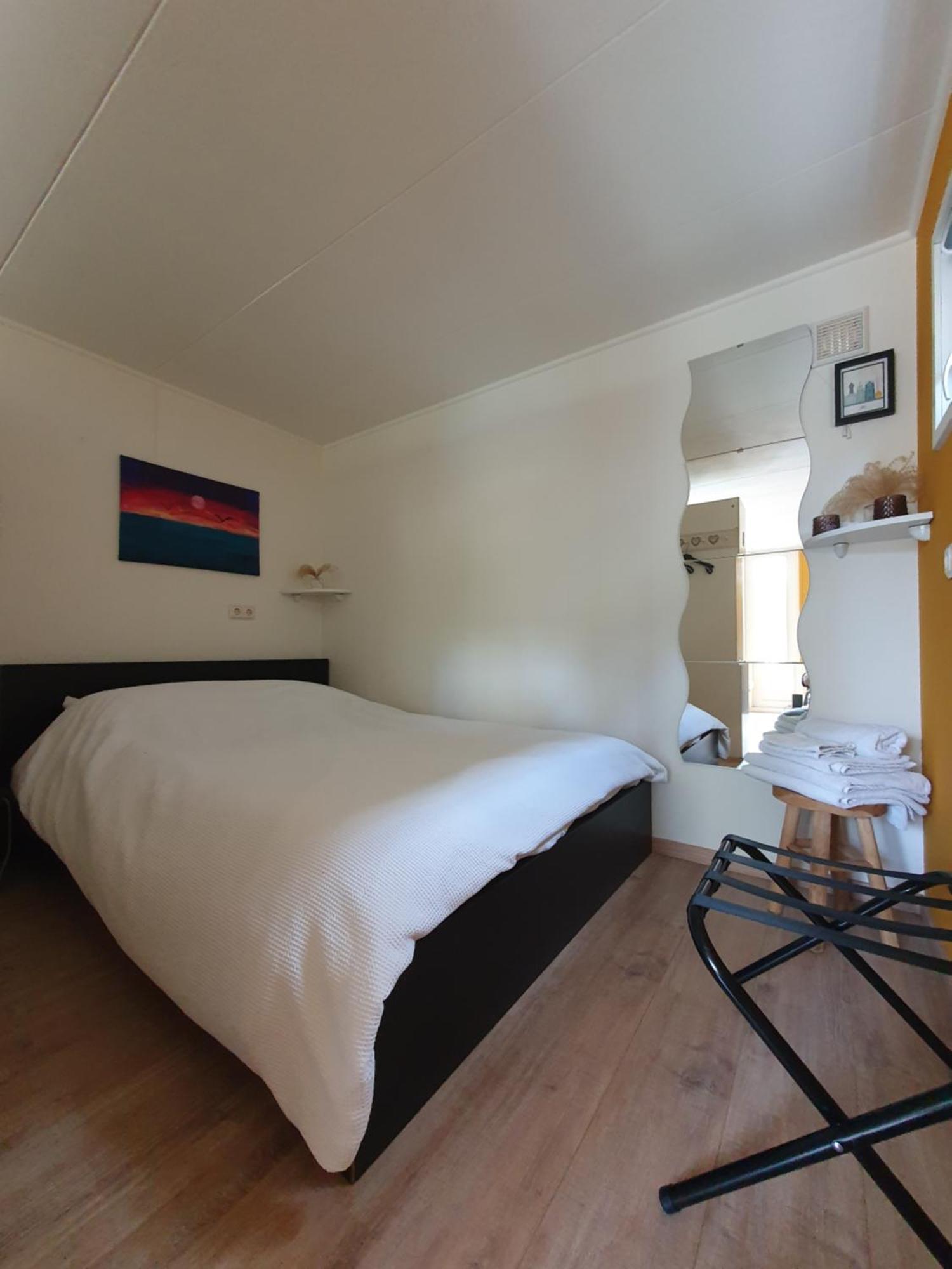Studio Watertoren Met Tuin En Gratis Parkeren Гус Екстер'єр фото
