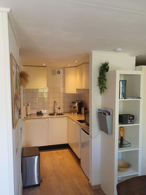 Studio Watertoren Met Tuin En Gratis Parkeren Гус Екстер'єр фото