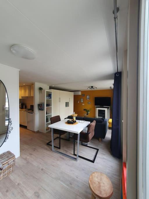 Studio Watertoren Met Tuin En Gratis Parkeren Гус Екстер'єр фото